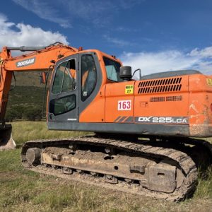 2017 Doosan DX225LCA Tracked Excavator